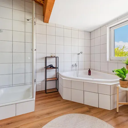 Lta Penthouse Mit 2 Dachterrassen Fuer Bis Zu 7 Personen Appartamento